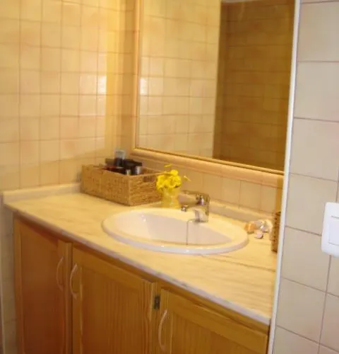 Apartment Aticos Con Terraza Vistas Urbanos 100 Playa