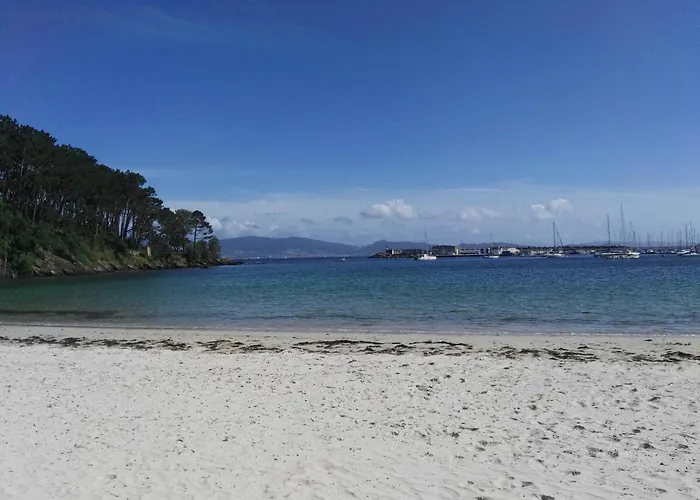 Apartment Aticos Con Terraza Vistas Urbanos 100 Playa